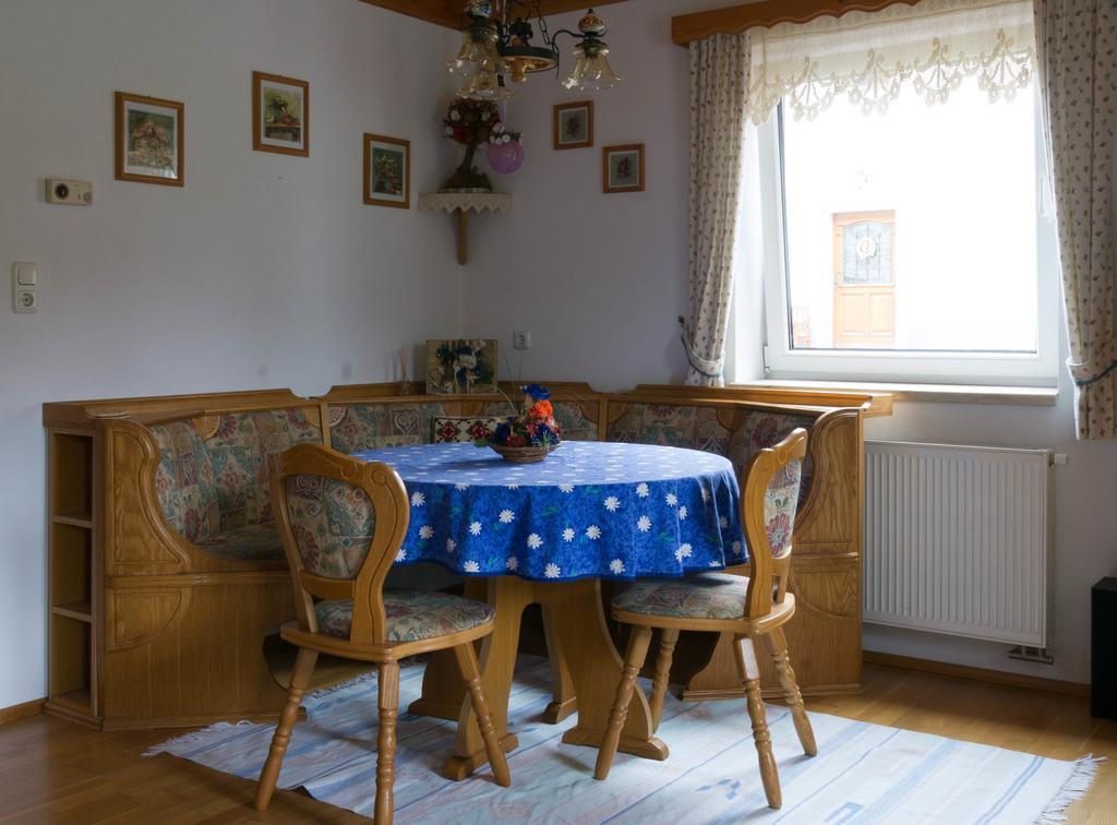 Ganhoer- Fam. Kaar Wintersdorf Habitación foto